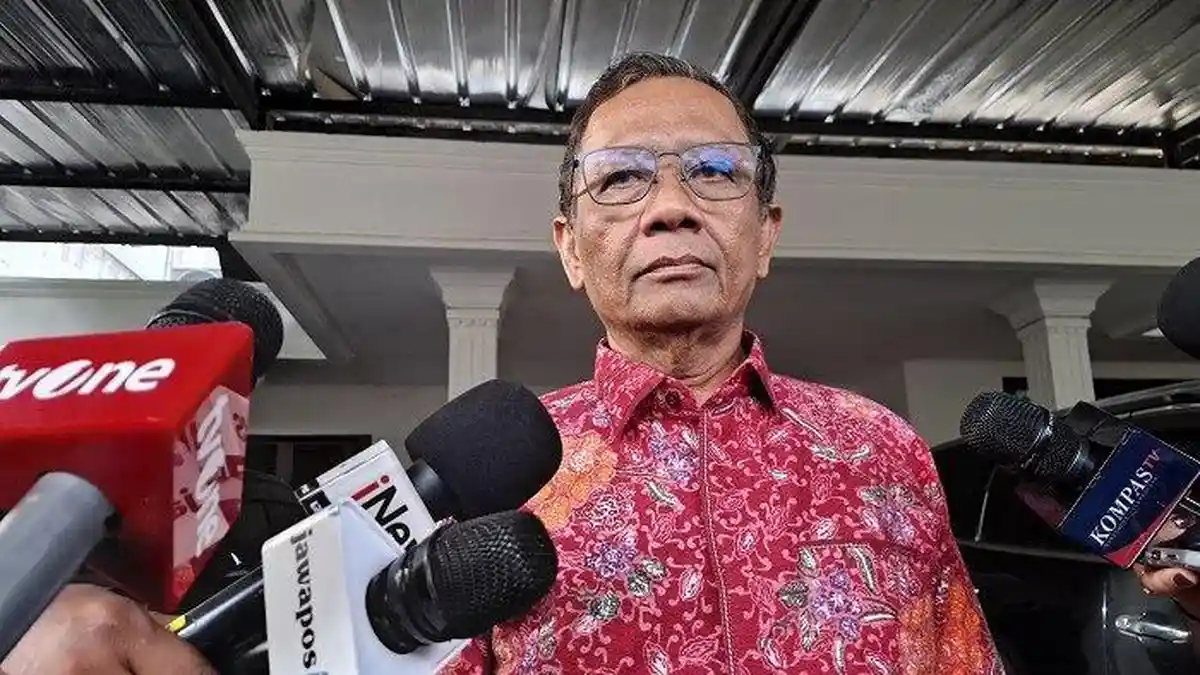 PAGAR-LAUT-TANGERANG-Mahfud